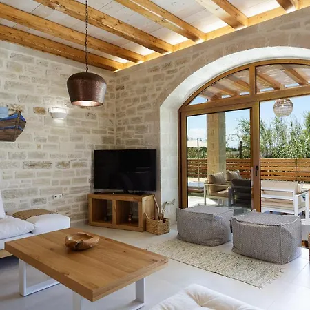 Thetida Villa, A Sublime Beachfront Retreat, By Thinkvilla Sfáka